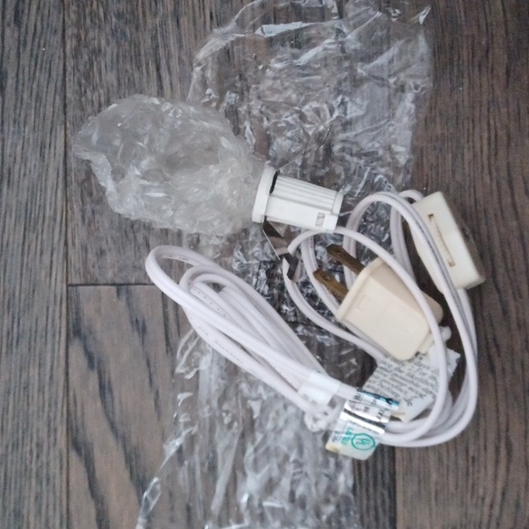 Hawthorne Village Elf Dormitory Rudolph Christmas Town Collection Building House - Picture 15 of 15